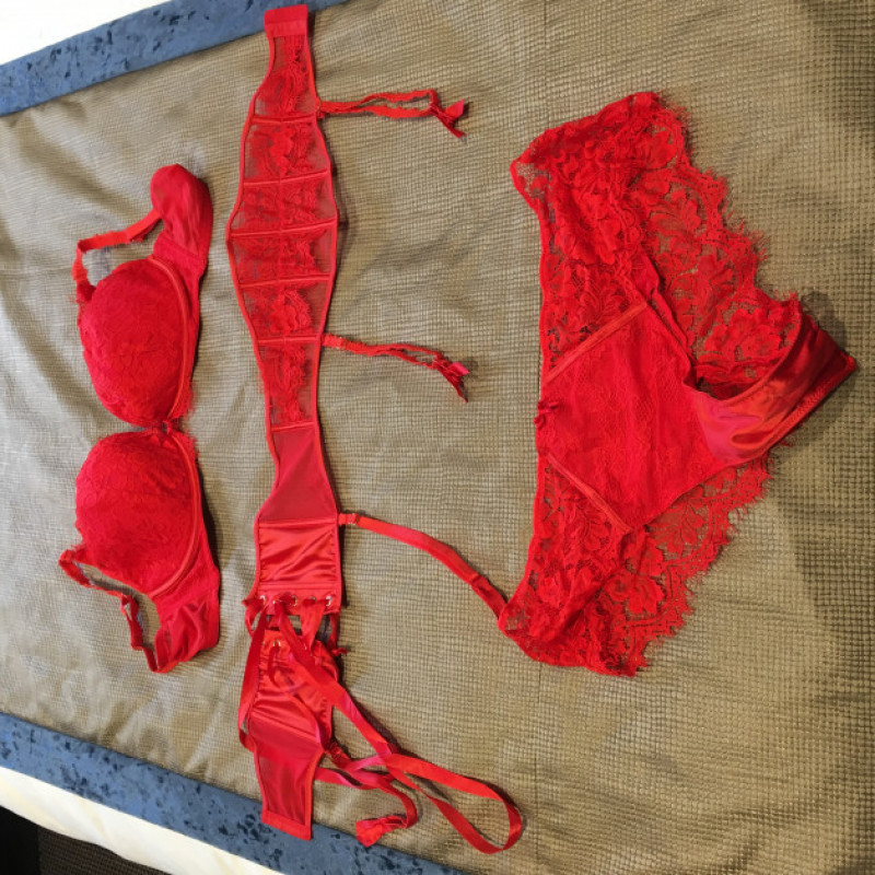 Lingerie with suspenders and Custom Vid